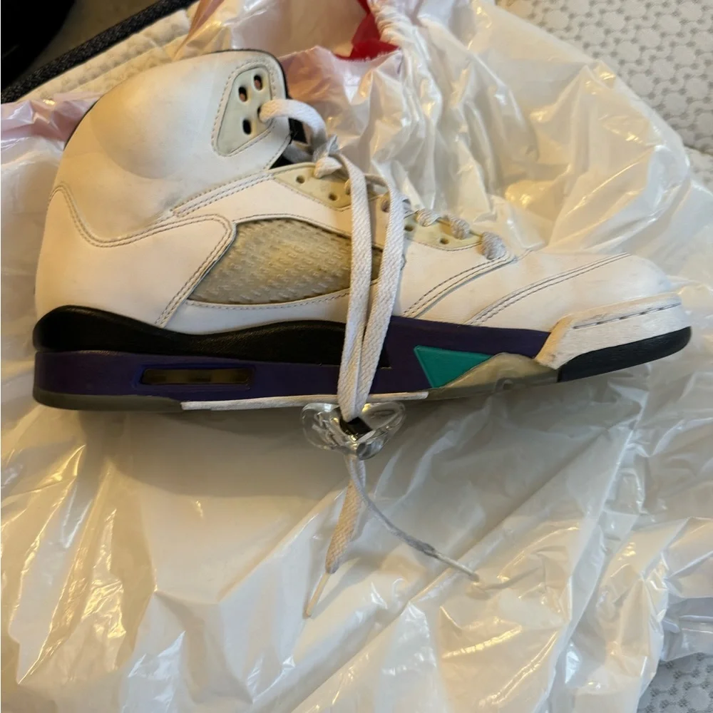 USED LEFT SHOE ONLY!!!!!!!!!! JORDAN 5 GRAPE - Picture 6 of 6